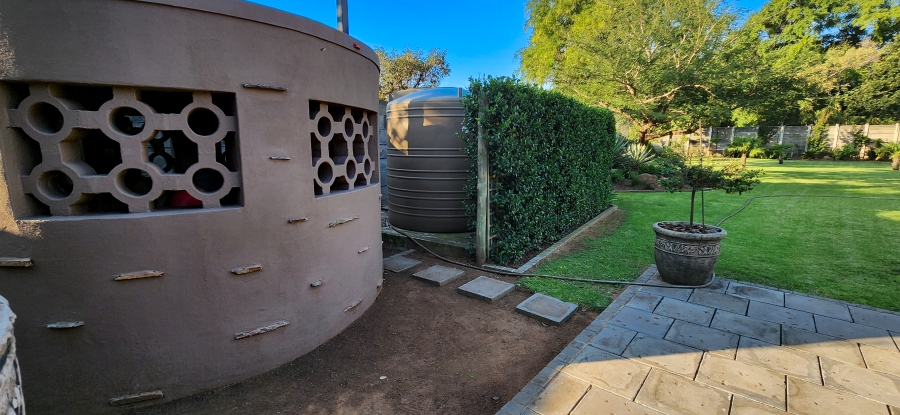 5 Bedroom Property for Sale in Sasolburg Ext 4 Free State